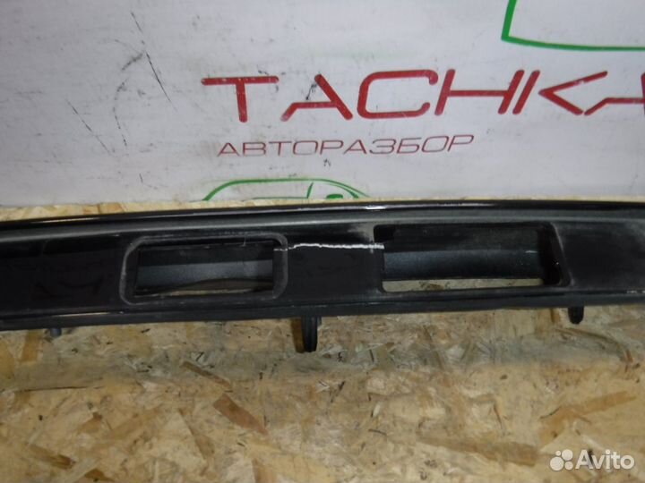 Накладка крышки багажника Renault Kaptur (2016+)