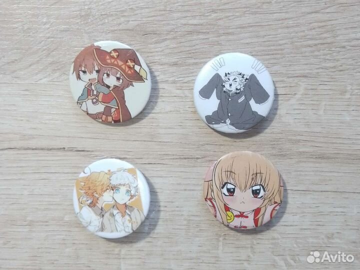 Аниме значки