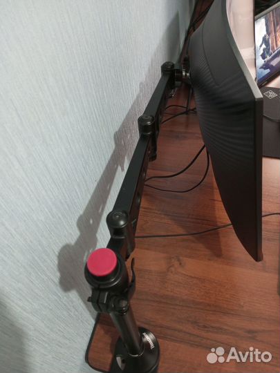 Кронштейн для телевизора/мониторов Lenovo ThinkCe