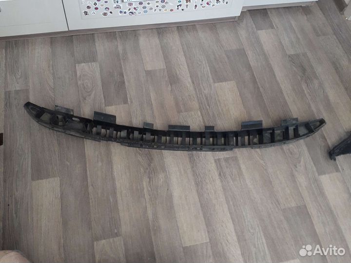 Усилитель бампера Renault Kangoo с 2008