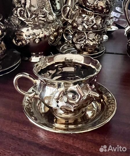 Сервиз золотой