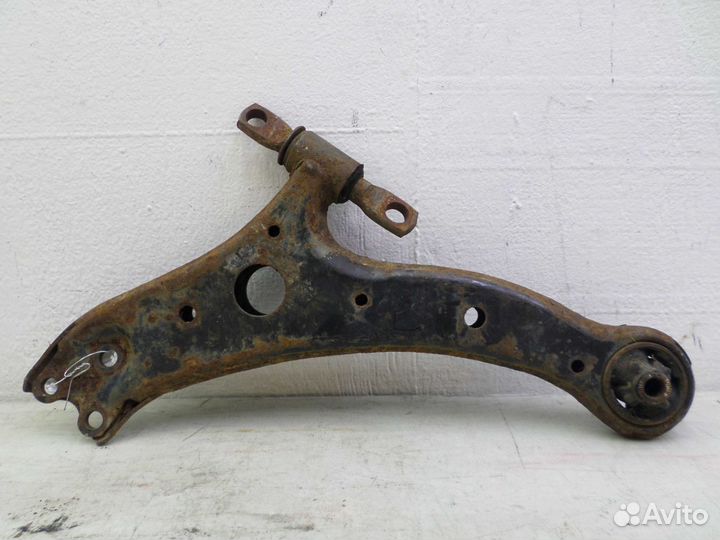 Рычаг передний правый нижний Lexus RX 2 XU30