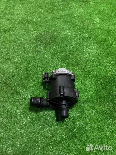 Насос антифриза (помпа) Bmw 5 G30 B48B20A 2018