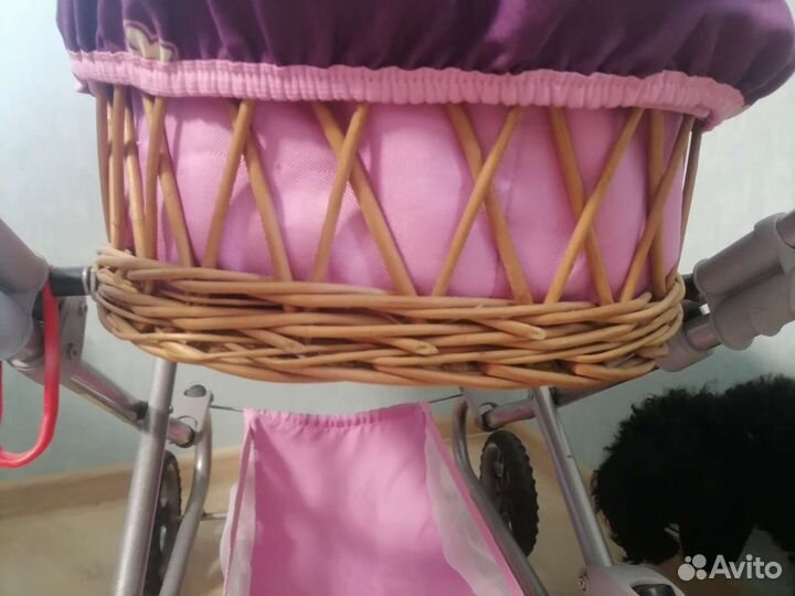 Коляска кукольная