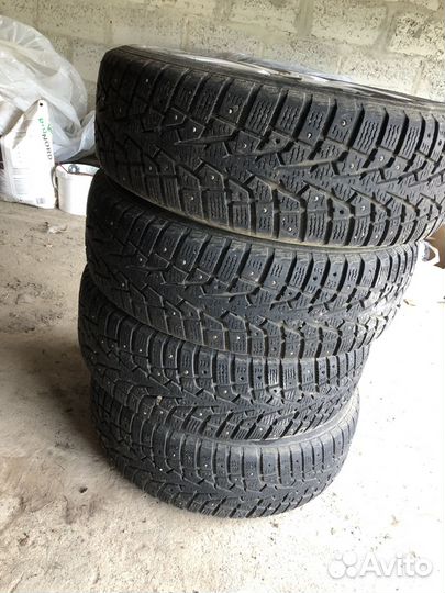 Maxxis ArcticTrekker NP3 195/65 R15