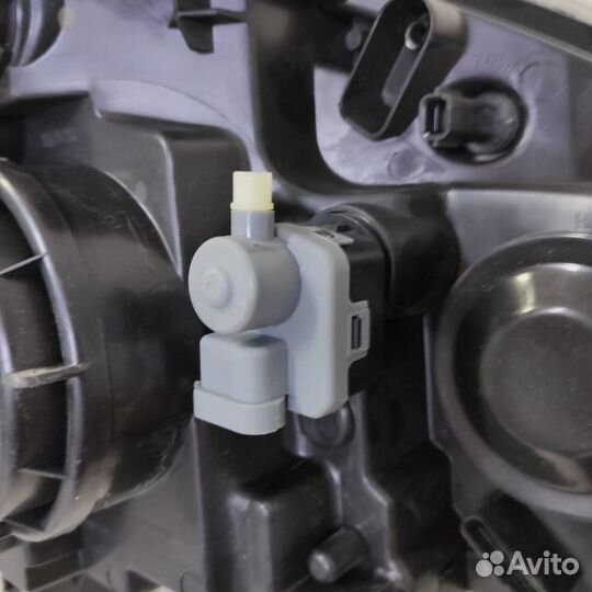 Фара с корректором левая nissan Qashqai 2006-2009