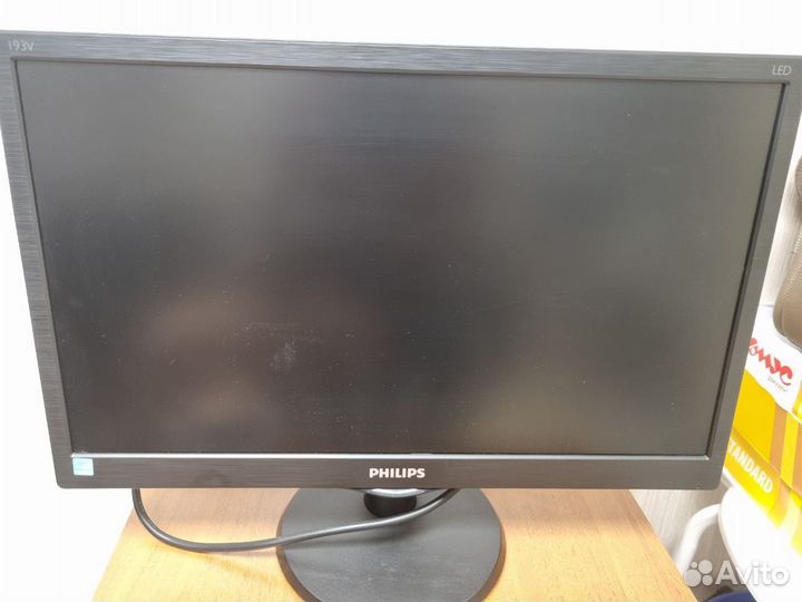 Монитор для компьютера philips