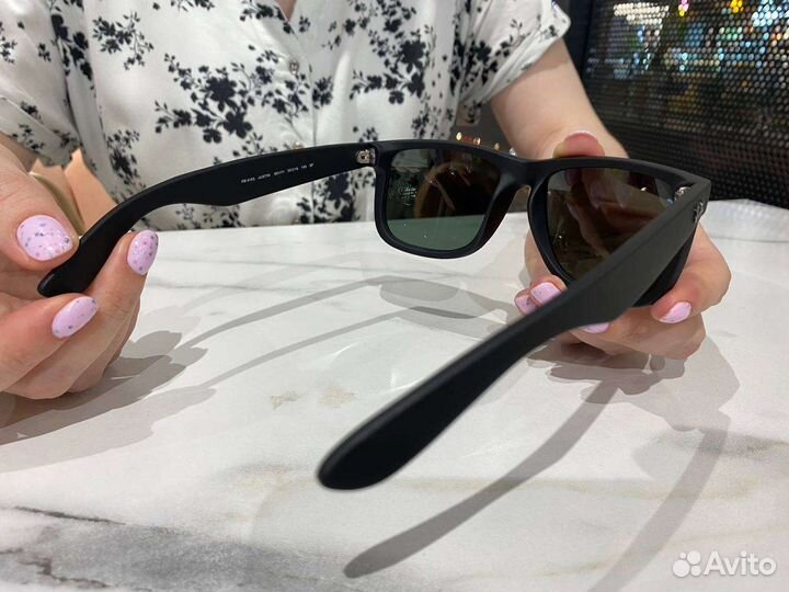 Солнцезащитные очки Ray Ban Justin
