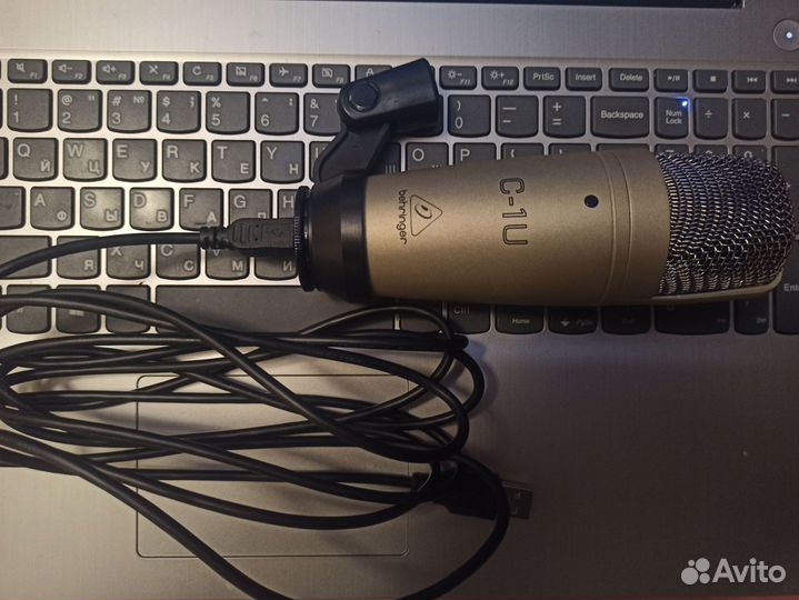 Микрофон студийный