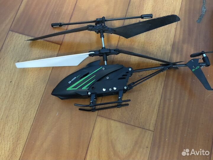 Вертолет на пульте