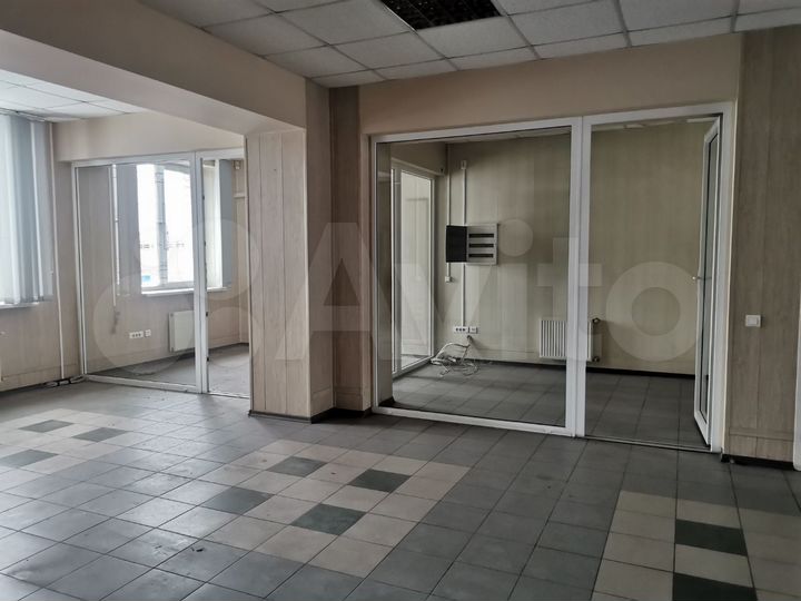 Помещение с пандусом (отопление включено)