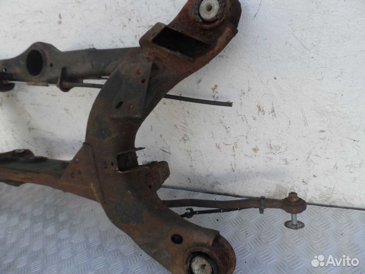 Балка задняя Chrysler 300C 1