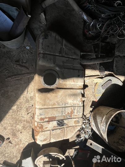 Бензобак 2109