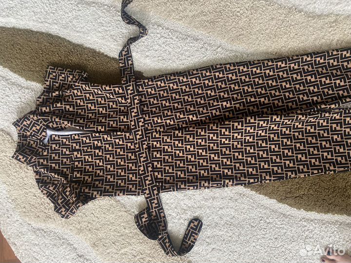 Комбинезон женский