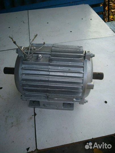Электро двигатель 3 х фазный