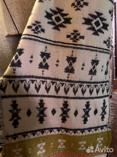 Шарфы и палантины