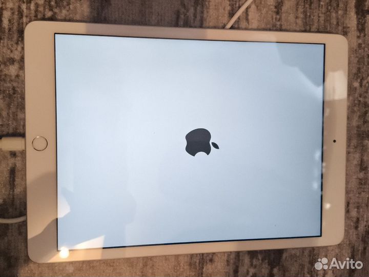 iPad 8 2020 wifi + celluar 32gb