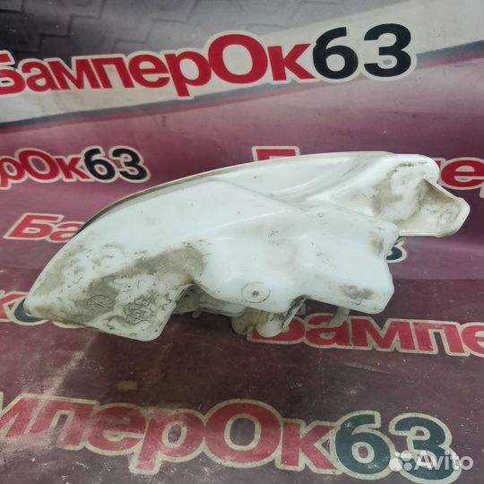 Бачок омывателя Land Rover Freelander 2 2006-2010