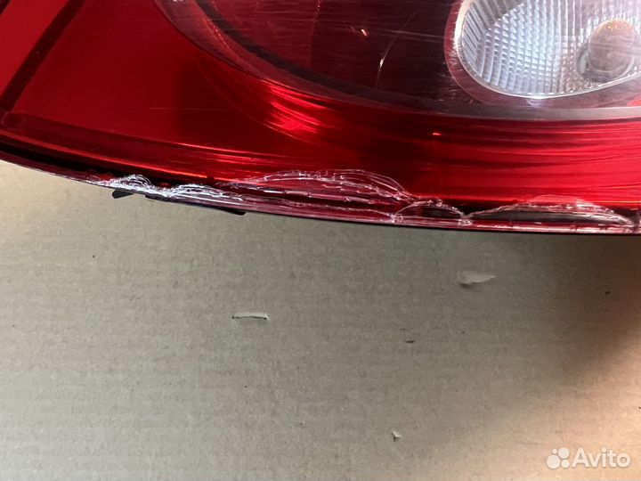 Фонарь задний правый VW Passat CC