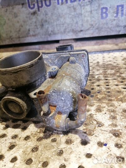 Заслонка дроссельная Nissan Tiida