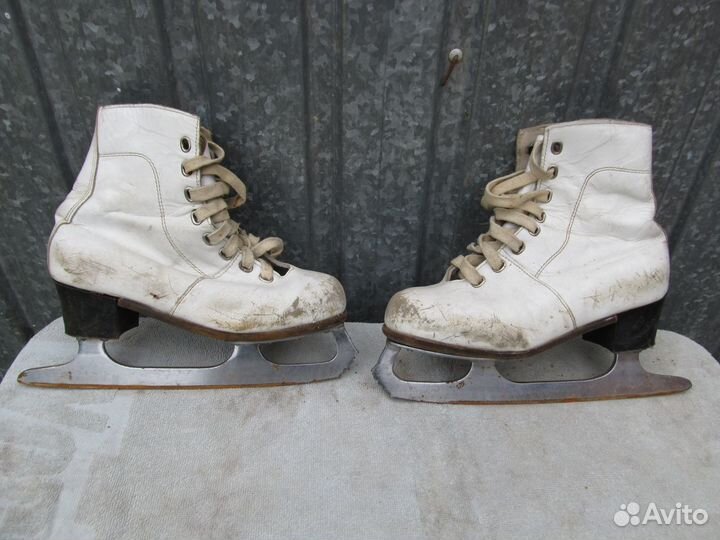 Коньки фигурные