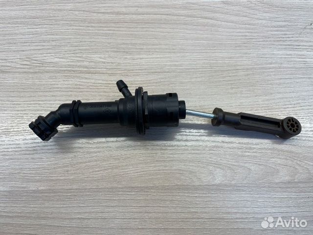 Главный цилиндр сцепления LADA X-Ray