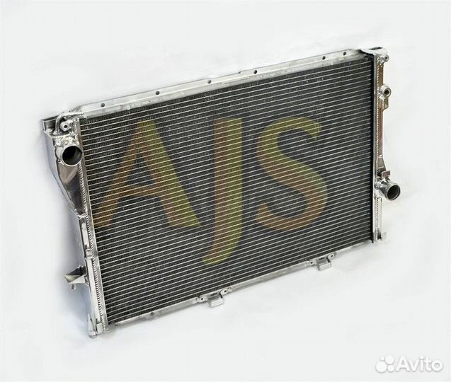 Радиатор алюминиевый BMW E39 / E38 40mm AT AJS
