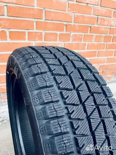 Sailun Ice Blazer Arctic SUV 225/65 R17 102S