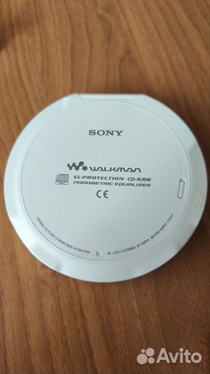 Cd проигрыватель sony walman D-NE800