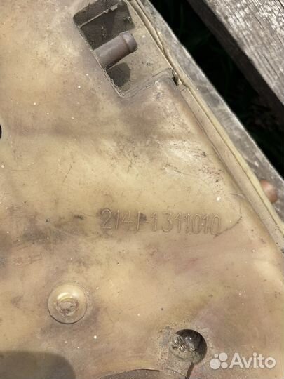 Расширительный бачок Москвич 2141