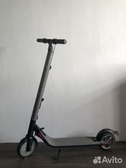 Электросамокат ninebot kickscooter es2