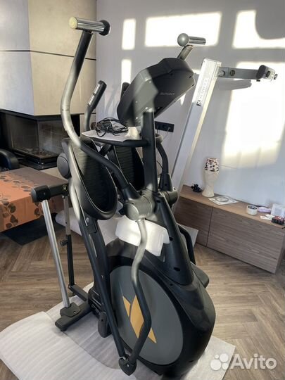 Эллиптический тренажер Spirit xe326 black edition