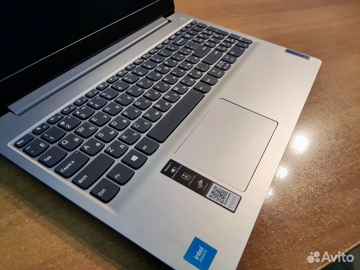 Новый ноутбук Lenovo platinum intel/8GB/m2SSD/ips