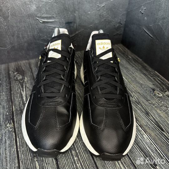 Adidas Retropy E5 'Black Gold Metallic' 8uk/42eur