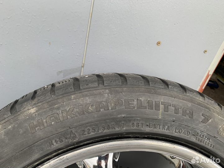 Nokian Tyres Hakkapeliitta 7 225/50 R17