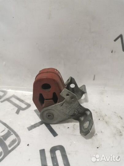 Крепление глушителя Audi A6 (C6,4F) 2005-2011