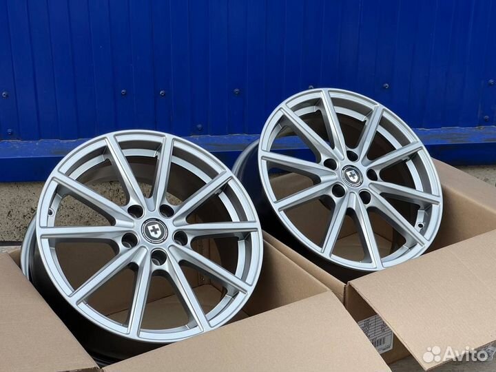 Диски r17 5x114,3 HRE P400 серебро HS