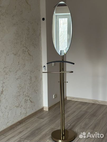 Вешалка напольная с зеркалом