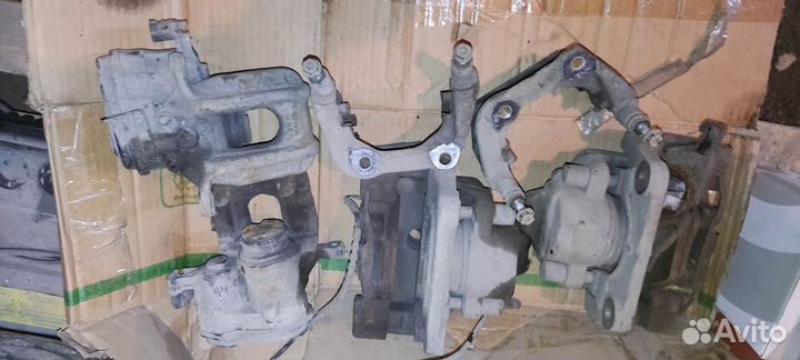 Комплект суппортов BMW F10 520I