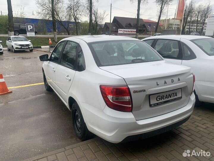 LADA Granta 1.6 МТ, 2023