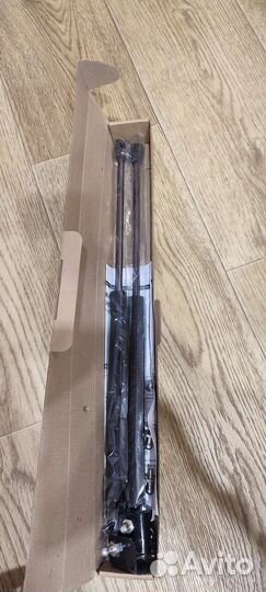 Упоры капота Volkswagen Polo