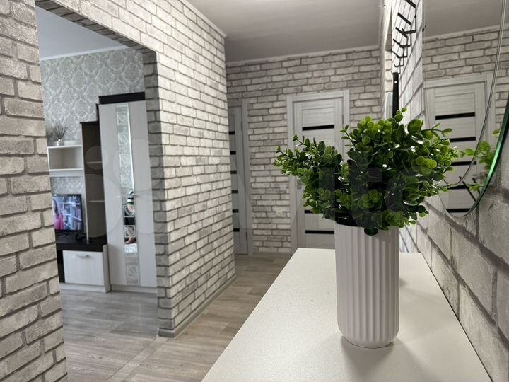 2-к. квартира, 50 м², 6/9 эт.