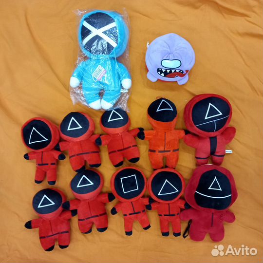 Зайка тянучка 2023 игра в кальмара амонг ас зайцы