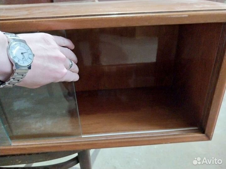 Полка книжная навесная Румыния СССР