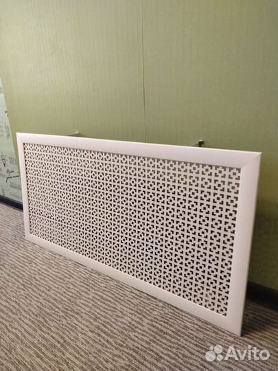 Экран на радиатор отопления 2шт