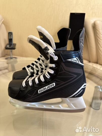 Хоккейные коньки Bauer supreme S140 размер 38.5