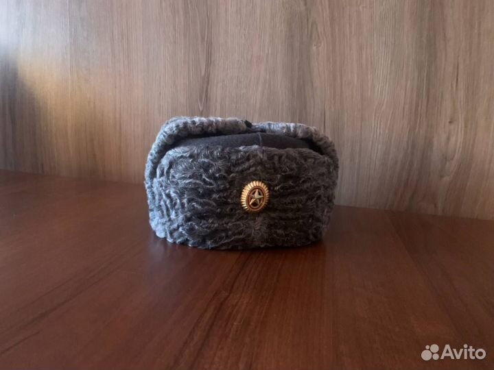 Мужская шапка военная