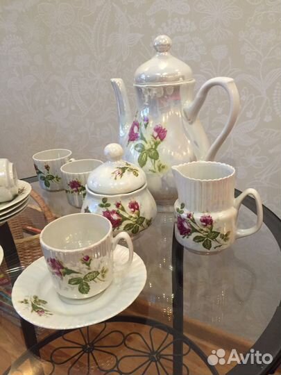 Кофейный фарфоровый сервиз