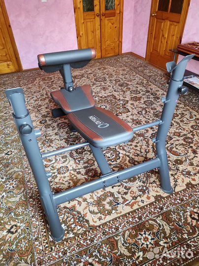 Скамья для жима и пресса со стойками