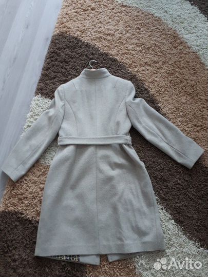 Пальто демисезонное